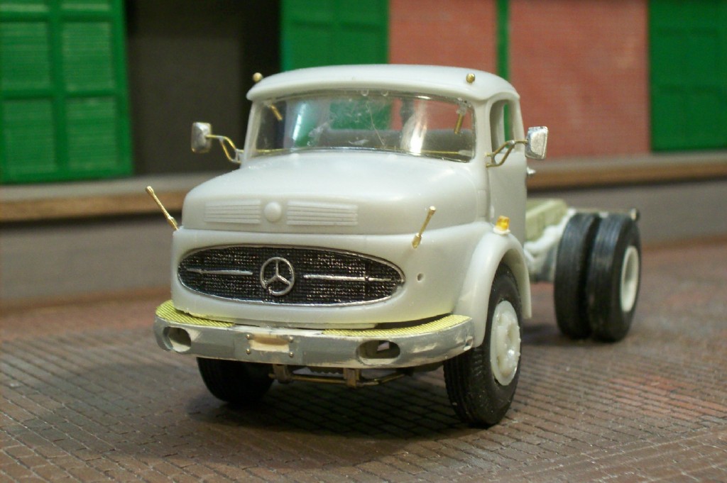 Gegossenes Führerhaus mit Anbauteilen Gegossenes Führerhaus mit Anbauteilen