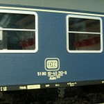 Das Endergebnis: Bündige Scheiben und vorbildgetreue Fensterrahmen Detailansicht der Fenster