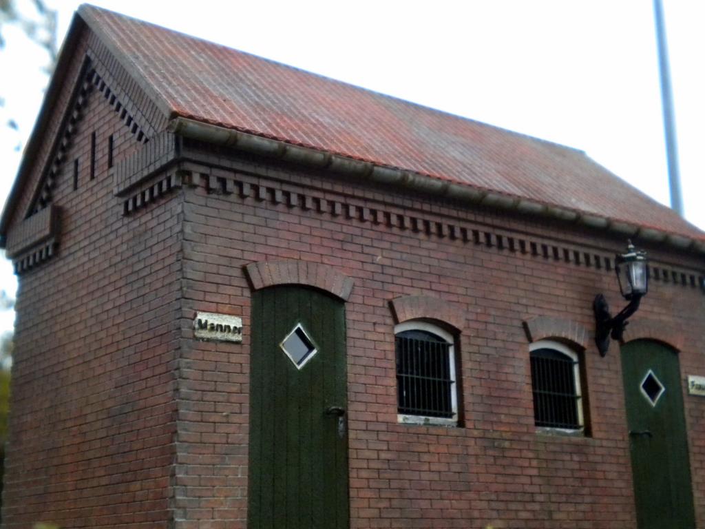 Die Bahnhofstoilette überzeugt auch in der Nahansicht. Die Bahnhofstoilette überzeugt auch in der Nahansicht.