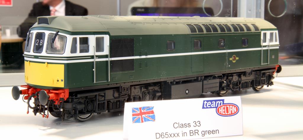 Heljan Class33 Green