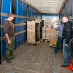 Verladen der Module im LKW