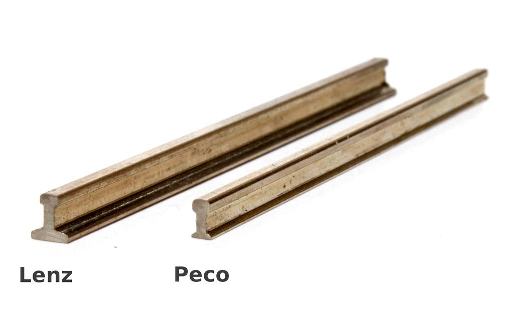 Lenz und Peco Gleise im Vergleich