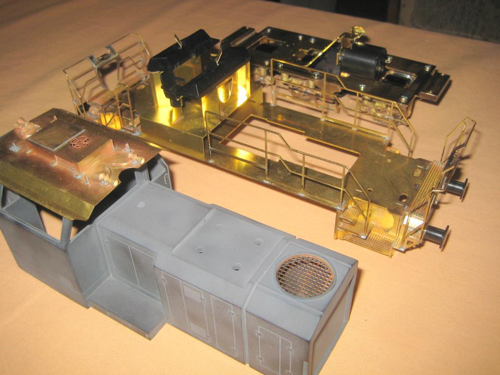 Baugruppen der G6: Chassis, Umlauf und Rahmen, Fahrgestell mit Antrieb Baugruppen der G6: Chassis, Umlauf und Rahmen, Fahrgestell mit Antrieb