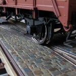 Rillengleis und Weiche im Straßenpflaster