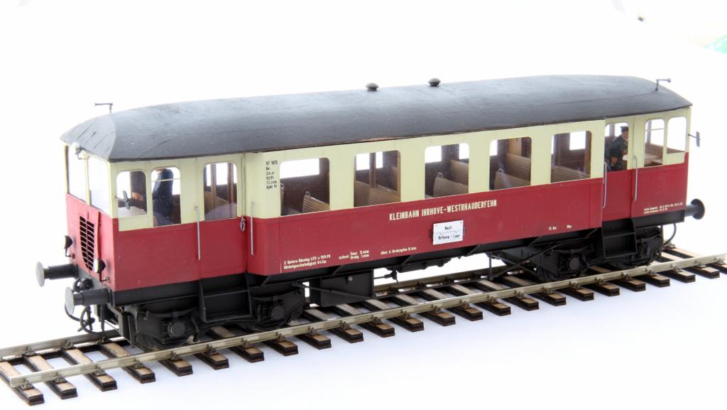 Andreas Manthey baute den VT 165 der Kleinbahn Ihrhove - Westrhauderfehn Andreas Manthey baute den VT 165 der Kleinbahn Ihrhove - Westrhauderfehn