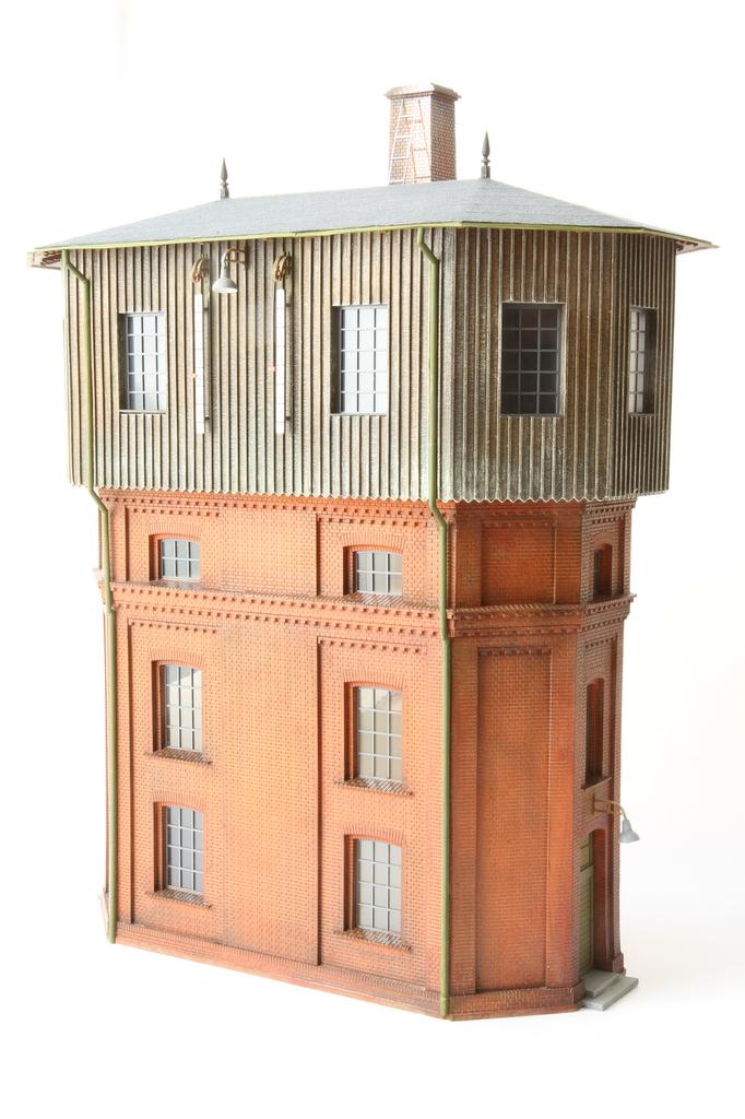 Rückseite des Doppelwasserturms Rückseite des Doppelwasserturms