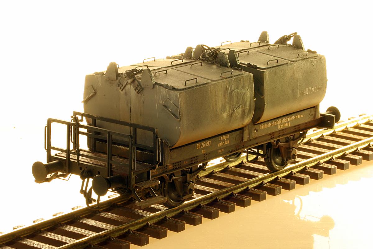 KM1 Glaskasten mit Rauch