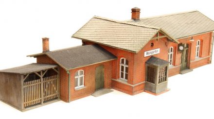 Bahnhof Weingarten als Kartonmodell von Stangel