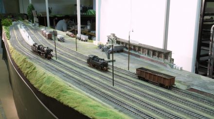 Das Spur0 Team Ruhr-Lenne überraschte mit einem großzügigen 10 Meter langen Bahnhof im Bogen, der in gerade mal drei Monaten entstanden ist.