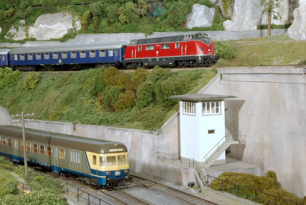     Platz für lange Züge auf der Anlage des Modelleisenbahnclub Neusäß.