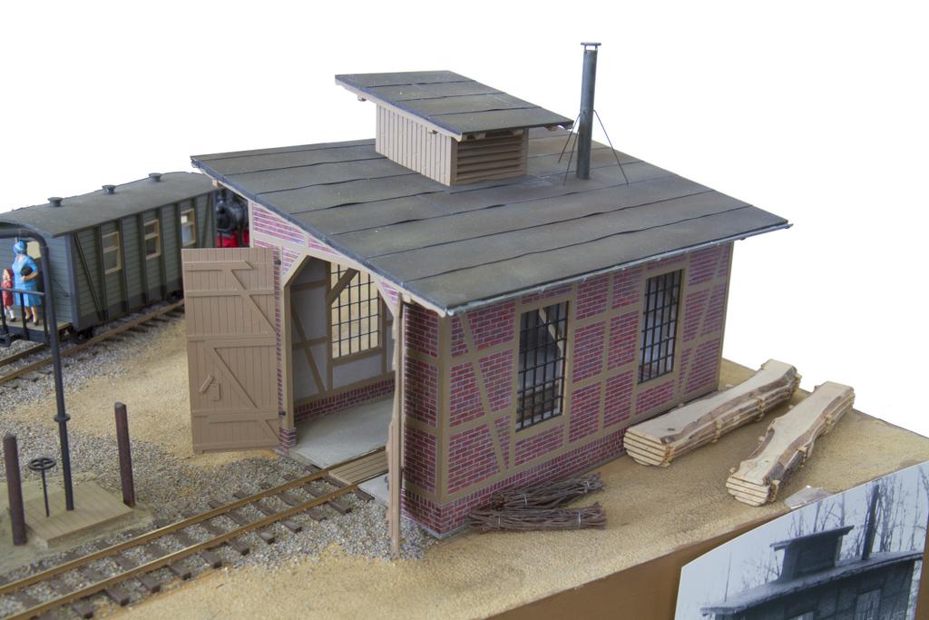 Modellbau Artdetail Lokschuppen Klausdorf