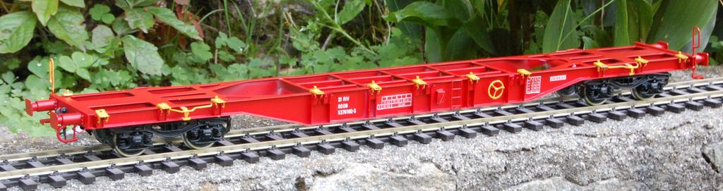 KM1 Glaskasten mit Rauch