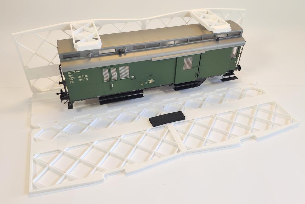 Güterwagen in Transportbox