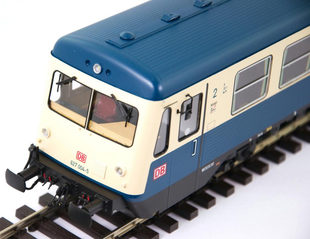 BR 627 Front