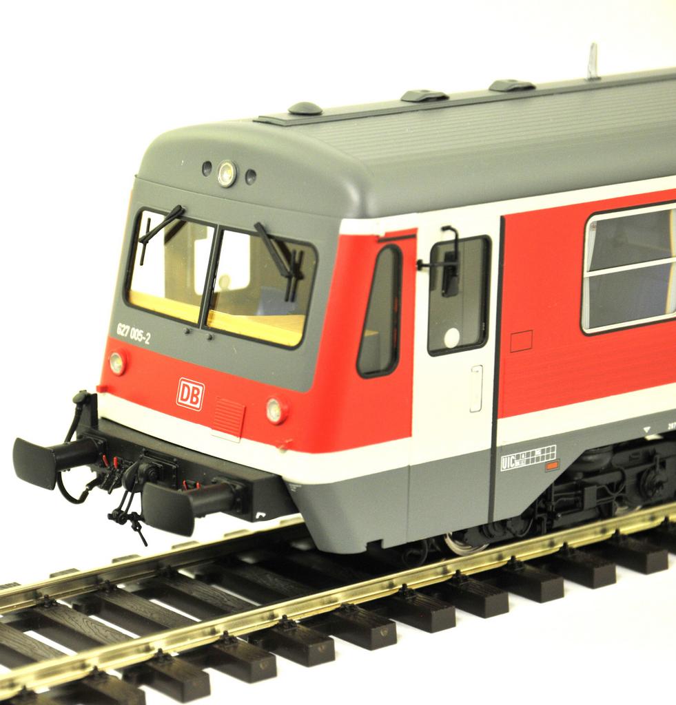 BR 627 Front