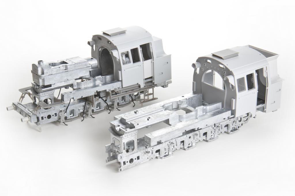 Formteile der BR 80 und BR 81