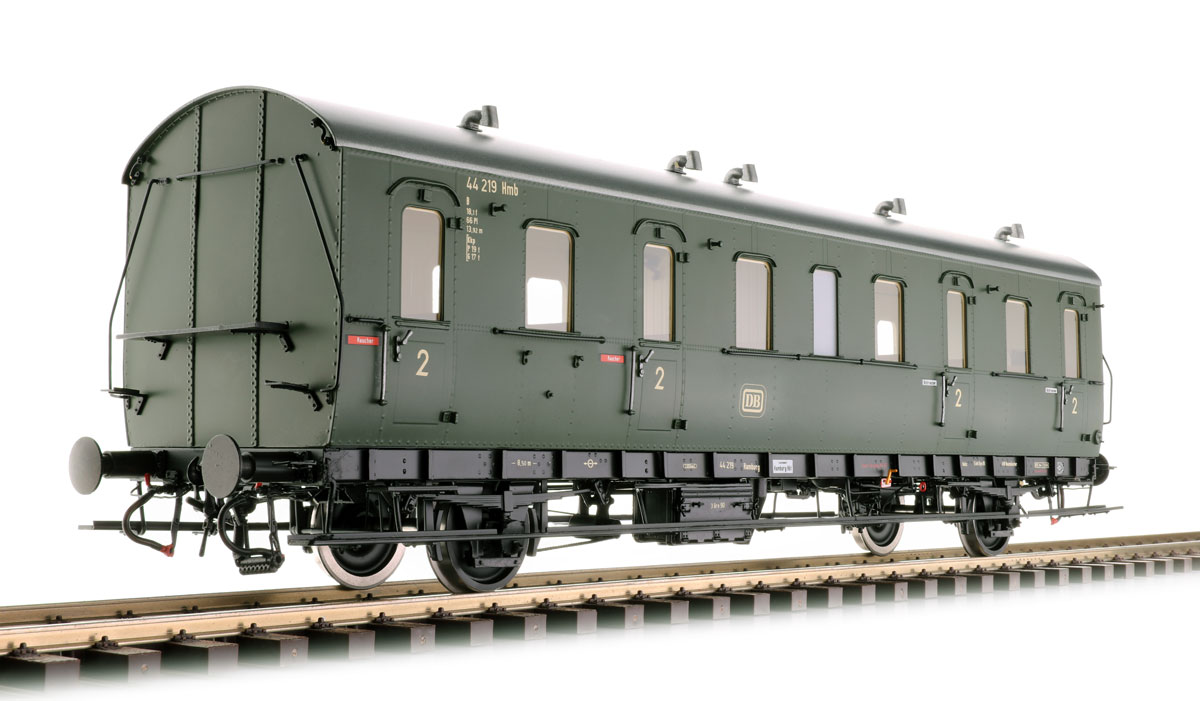 D21 Einheits-Abteilwagen von KM1